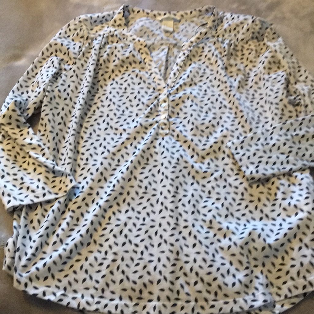 Medium Patterned Top